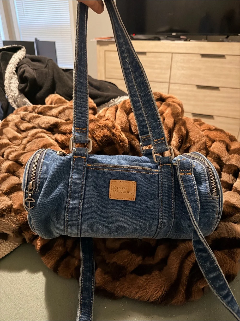 Telfar height 375